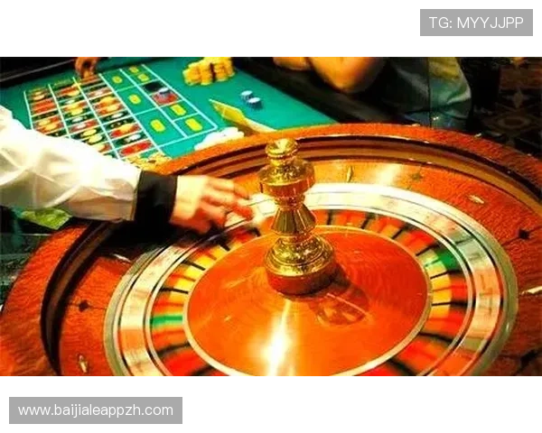 真人实体赌场的优势与风险详解：玩家在实体赌场中应注意的安全事项与玩法技巧